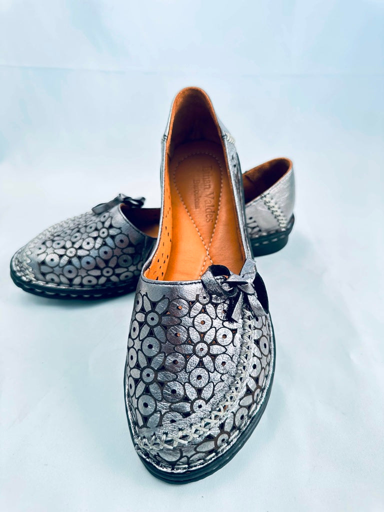 chinese dress ladies Darling Flat Pewter Metallic – ethan valdes