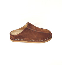 Load image into Gallery viewer, Nantucket Clog Brown Suede
