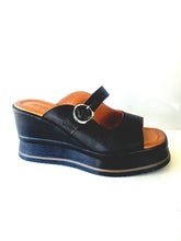 Load image into Gallery viewer, SOHO wedge BLACK
