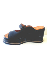 Load image into Gallery viewer, SOHO wedge BLACK
