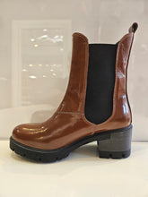 Load image into Gallery viewer, ENIGMA BOOT BROWN    ***SHIPS OCT 1ST ***
