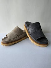 Load image into Gallery viewer, WAIKIKI TAUPE SUEDE
