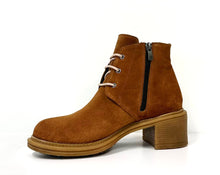 Load image into Gallery viewer, Boise Tan Suede
