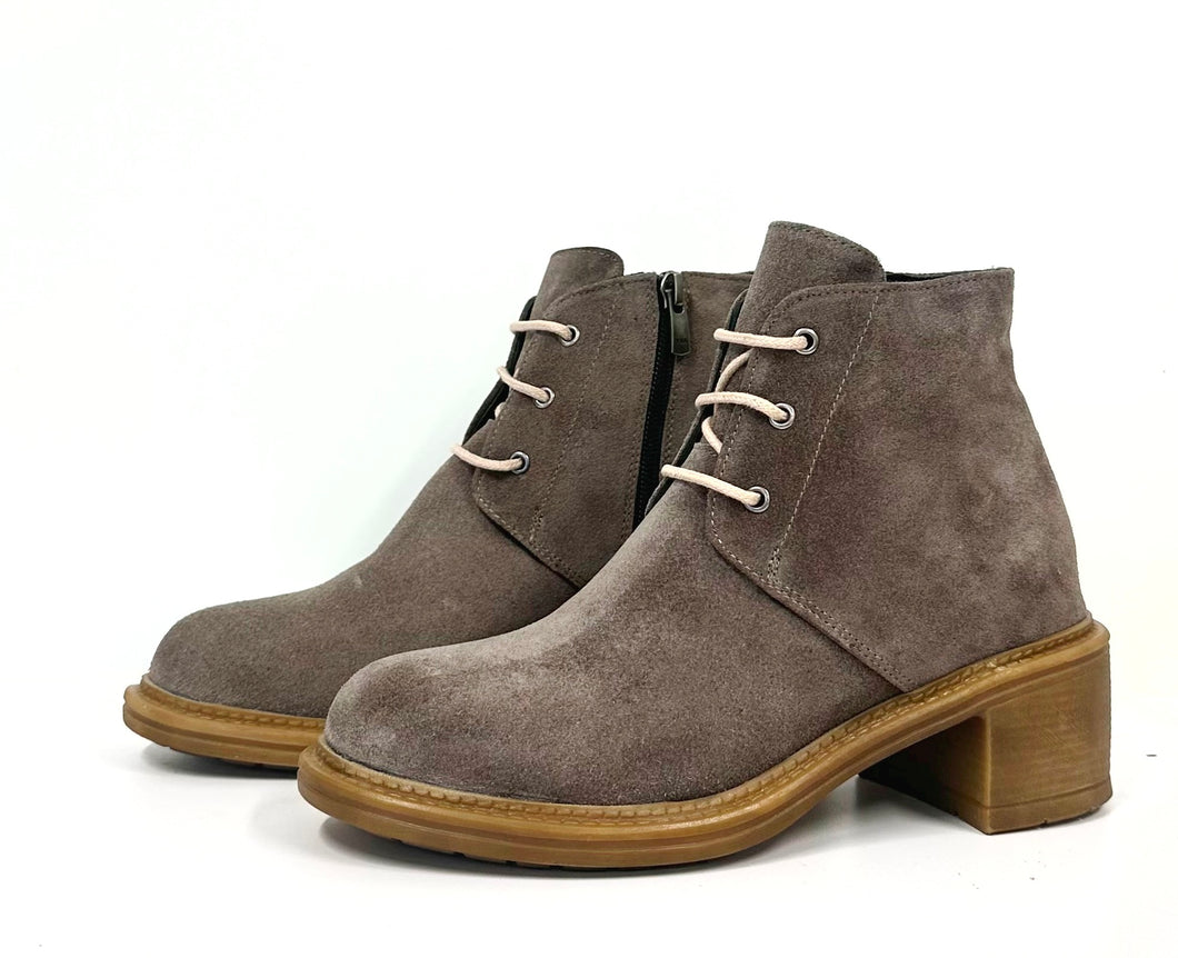 Boise Mink Suede (Grey)