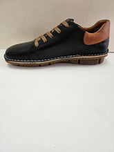 Load image into Gallery viewer, MALLORCA SNEAKER - BLACK LEATHER
