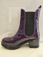 Load image into Gallery viewer, ENIGMA BOOT - PURPLE ***PRE-0RDER -SHIPS OCT 1ST***
