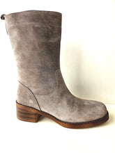 Load image into Gallery viewer, GEORGIA boot- TAUPE SUEDE
