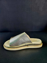 Load image into Gallery viewer, HAMPTONS GOLD LEATHER
