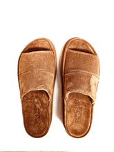 Load image into Gallery viewer, WAIKIKI SANDALS CHESTNUT
