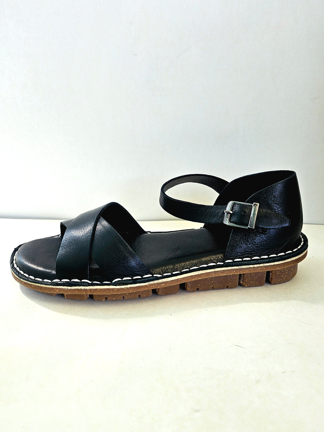 MILANO black leather